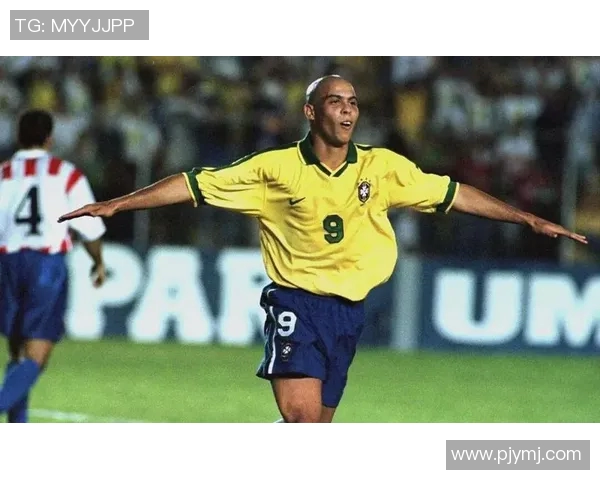 全球足球明星的风采与成就各国球员的传奇故事与影响力分析