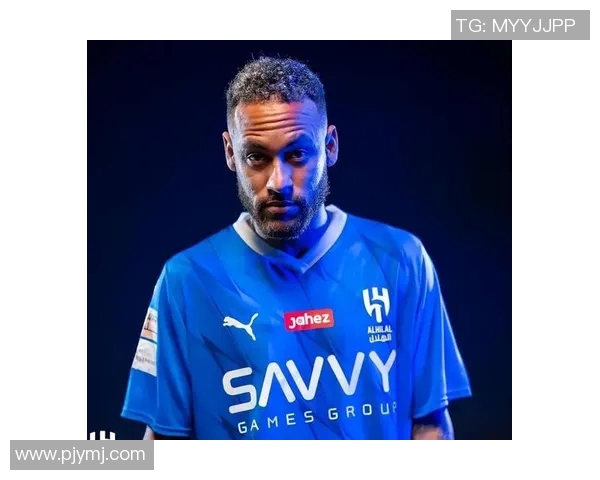 足球明星卡里姆的全名及其在足球界的辉煌成就与传奇故事